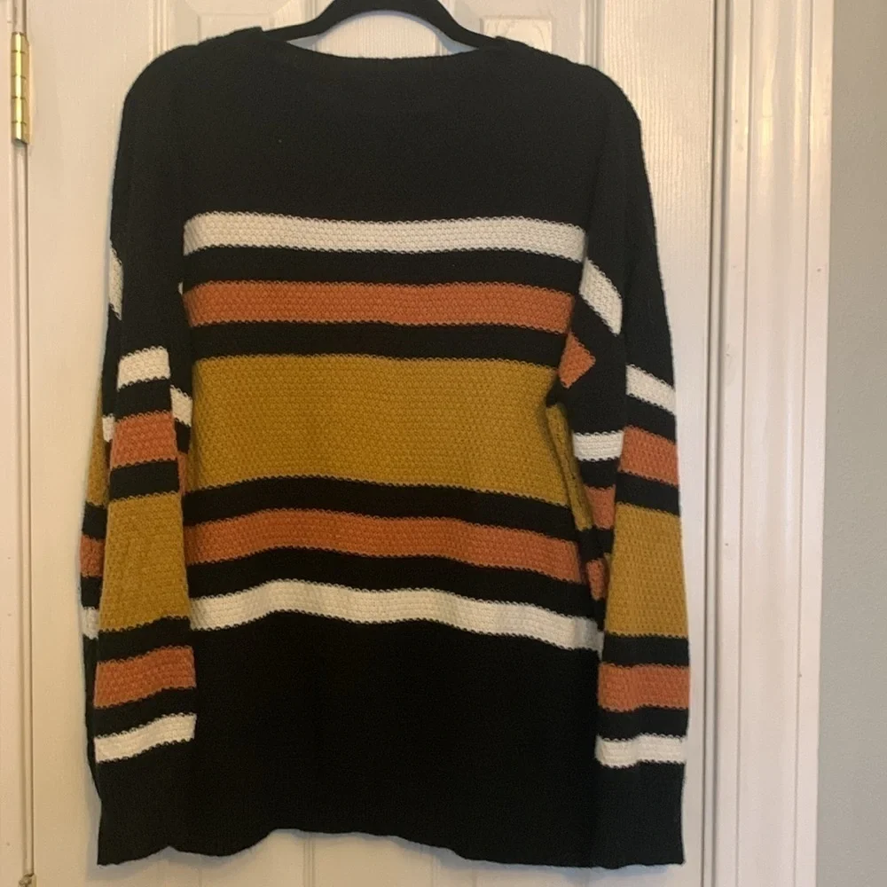 Doe & Rae Multi-Color Pullover Crew Neck Sweater Size L - Picture 4 of 8